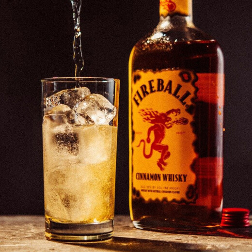 Fireball Cinnamon Whisky Fireball Cinammon Kanadische Whisky Spirituosen ausländischer Wein Feuerball Cinammon Fireball Cinammon 750 ml 1 Flasche
