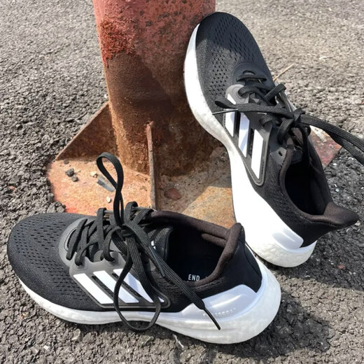 Adidas pureboost Männer und Frauen mit geringer vielseitigem, nicht gleitsamer Kee-resistenten Gelegenheits-Sneakers IF4839 Offizielles Flaggschiff Echtes IF4839_Black und White_MENs Modell_ 39