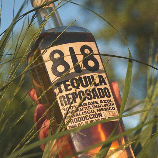 
Jenna 818 Kendra Jenna 818 Tequila Mexican Wine Gold and Silver 750ml [World Tequila Competition Zuijia Award] Reposado Gold Tequila 750mL 1 bottle