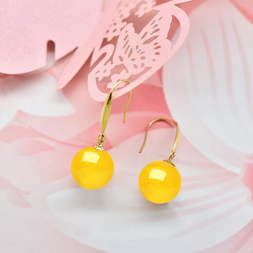 Gift: Drops of water form beads. Amber 18k gold earrings, beeswax ball ear hooks. Natural raw stone with good color. Gift for mom or girlfriend. 11.0-12.0mm beeswax ball beads + yellow 18k gold ear hooks.