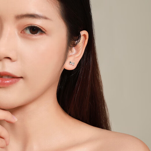 Mengjinyuan platinum earrings PT950 love bow platinum earrings as a birthday gift for girlfriend