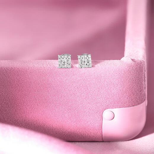 Saturday Fortune (ZLF) S925 silver earrings for women, small square diamonds, fashionable and sweet earrings for birthday gifts, a pair of earrings