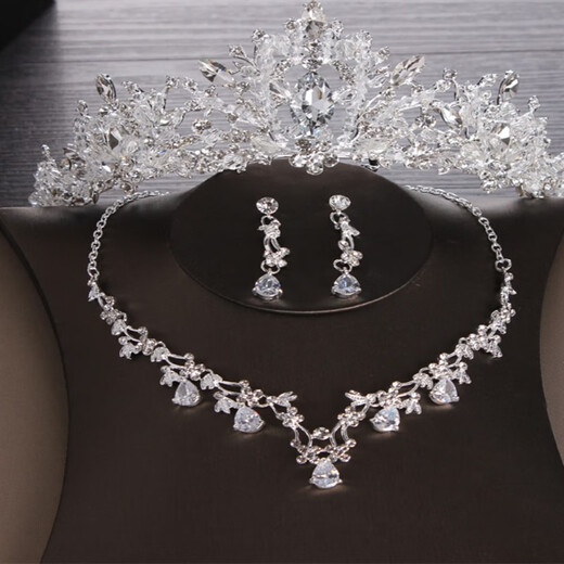 Dunzhu wedding bridal tiara crown white main wedding dress birthday hair accessories Korean necklace and earrings three-piece set versatile crown + necklace + earrings ear pins gift box package