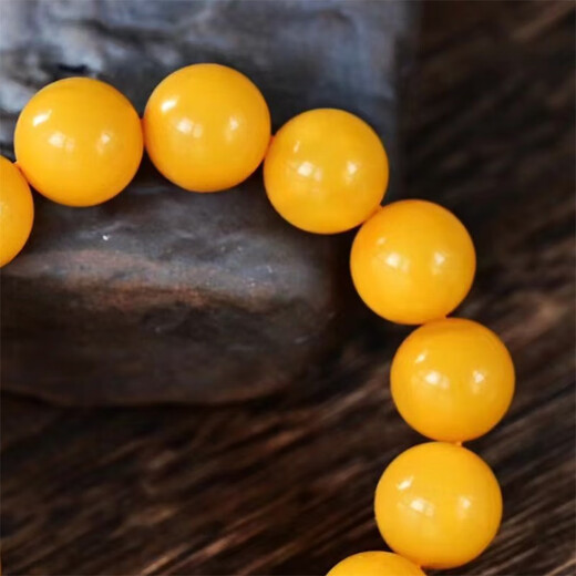 Amber Pie, one object, one picture, one certificate, beeswax bracelet, men's bracelet, natural amber, chicken fat yellow material, flawless bracelet, 27.2 grams, diameter 15 mm