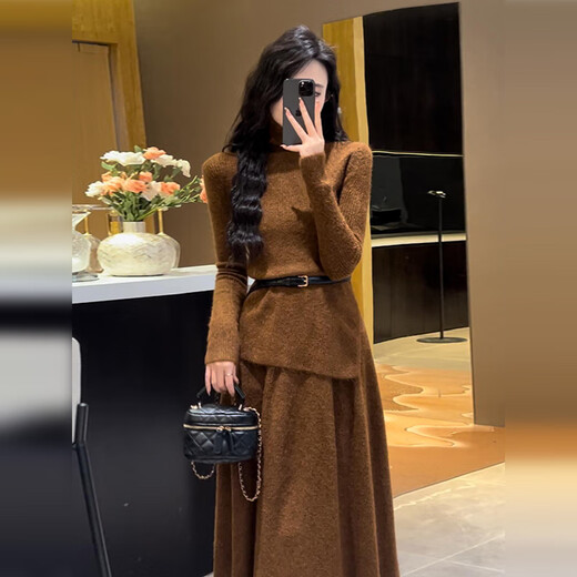 Han Lujiao (hanlujiao) Xiaoxiang Hepburn style knitted dress autumn and winter 2024 new women's clothing into the winter tea style complete set Dark gray suit + free belt One size fits all Recommended 80-130 Jin Jin equals 0.5 kg