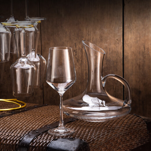 Lion Orixing 12-piece home dinner red wine glass set crystal goblet decanter wine glass Burgundy wj family volume selling pack 430 crystal 12-piece set