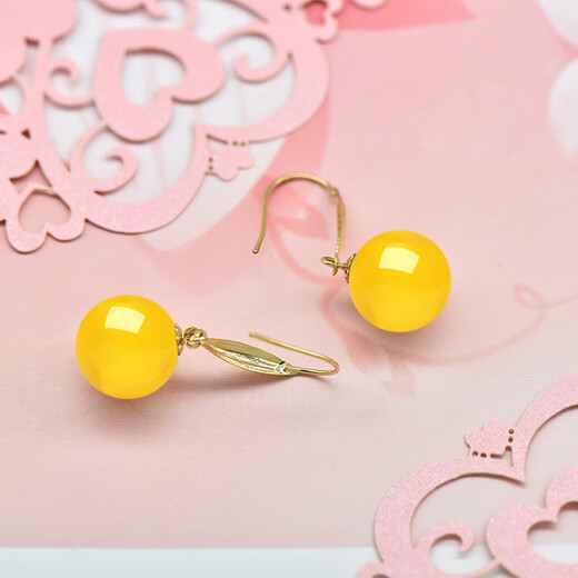 Gift: Drops of water form beads. Amber 18k gold earrings, beeswax ball ear hooks. Natural raw stone with good color. Gift for mom or girlfriend. 11.0-12.0mm beeswax ball beads + yellow 18k gold ear hooks.