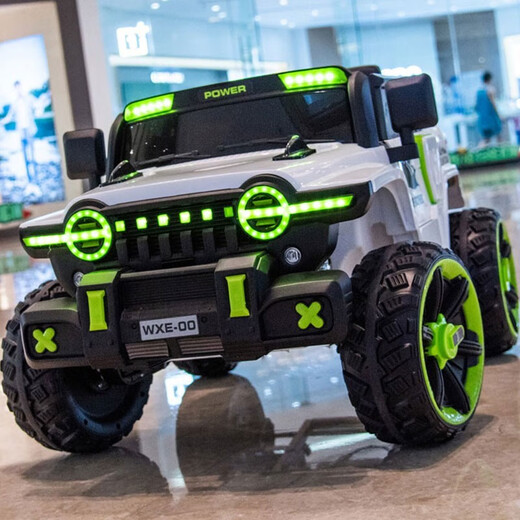 Tank Xingchenhao 300 véhicules électriques pour enfants, télécommande à quatre roues à quatre roues motrices véhicule hors route, bébé peut s'asseoir et une voiture de jouets balancées pour enfants, en haut avec quatre roues motrices rouges + 12v12AH + siège en cuir + roue douce + balançoire