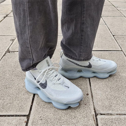 Nike Air Max Scorpion FK Nuevo Rebojo de desgaste bajo tope Rebound de patas de caza completa Sports Running Sports FQ2694-001 Blanco Gris 42.5