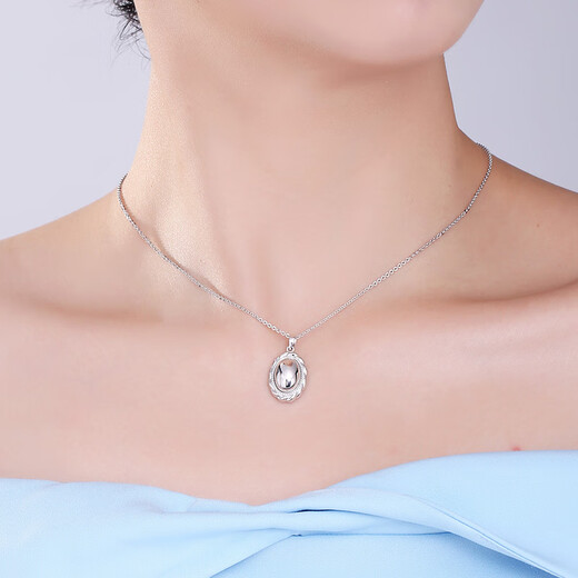Yuan Shengfu's new PT950 boutique fashion oval platinum pendant genuine atmospheric platinum necklace pendant for women 4.27 grams