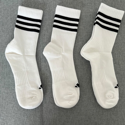 阿迪达斯（adidas）袜子男袜女袜 2024秋季新款休闲袜舒适透气袜子健身训练中筒袜 JN4867/白色/三双装 M /39-42码/24-26cm