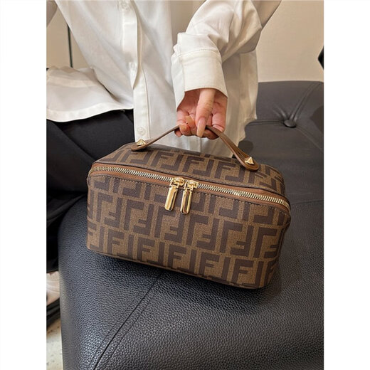 GPHF Japanese New Cosmetic Bag Portable Large Capacity Cosmetics Storage Bag Travel Portable Waterproof Multi-Function Wash Bag Brown Color - Leather Lined Middle Fixed