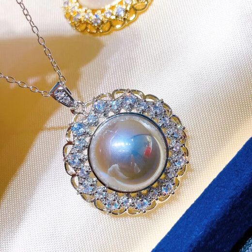 Prayer Silver Aurora Mabe Pearl Necklace Women's Sweater Chain Light Luxury Niche Single Bead Pendant Retro Young Fashion Mabe Bead Pendant 1 + Chain