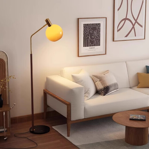 Zhongshuai Nordic Minimalist Floor Lamp Living Room Sofa Side Bedside Lamp Bedside Modern Personalized Decorative Ambience Lamp Vertical Coffee Table Style-Walnut Color Floor Lamp Stepless Dimming