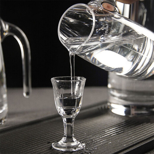 Molson wine dispenser, white wine cup, hotel wine cup, small white wine cup, small wine cup, household one-cup combination set, 100ml wine dispenser 1+15ml bullet cup 6 (gift box)