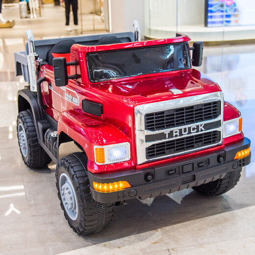 Xiaogazi Children's Electric Truck, Kinder, Allradwagen, Babyspielzeugauto, kann sitzen, Jungen, Auto, Kinderauto mit Fernbedienung, bemalte schwarze 12-V12A-Batterieschaum-Weichrad-Müllkippe, Vier-Drive