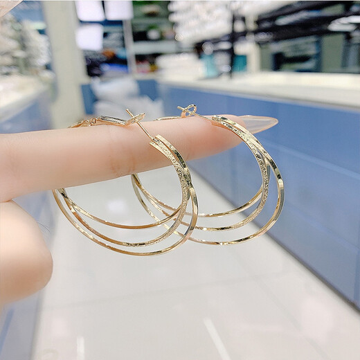 YaoYiZun large hoop earrings for women 2025 new style earrings light luxury niche high-end earrings birthday gift for wife Silver Sansheng III Frosted Earrings (Ghostwriting Greeting Card)