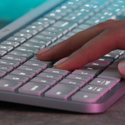 Logitech Master Series MX Keys S Wireless Bluetooth Keyboard Smart Backlight Silent and Lightweight Multi-device Switch Custom Shortcut Keys Business Office Keyboard MX KEYS S Combo Keyboard Set