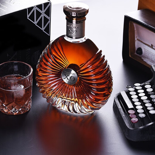 Louis Massini French imported wine XO brandy 40 spirits gift box with gold diamonds (imported original wine) gift gift single gift box 700mL 1 bottle