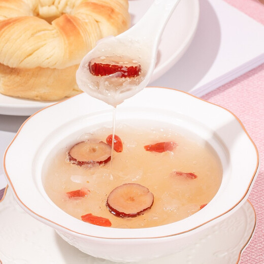 Binking Seetang Bird's Nest Tremella Suppe frisch gedüpfte gefriergetrocknete Vogel-Nest-Getränke Brauen Sofort essen Ernährungsprodukt