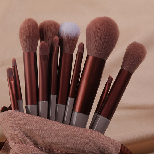 Lan Weiting makeup brush set 13 pieces soft powder grasping loose powder brush eyebrow brush concealer brush complete set of makeup brush tools portable novice 13 pieces cloth bag bean paste color 1 piece