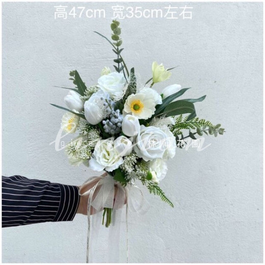 山头林村结婚手捧花  林间花圃 外景森系清新旅拍摄影手捧花 韩ins风婚纱 a42