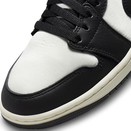 Nike (Nike) Chaussures féminines 2024 Été Nouveau Air Jordan Low Top Spoustable Retro Retro Retro Casual Basketball Chaussures FB9893 FB9893-101 37.5