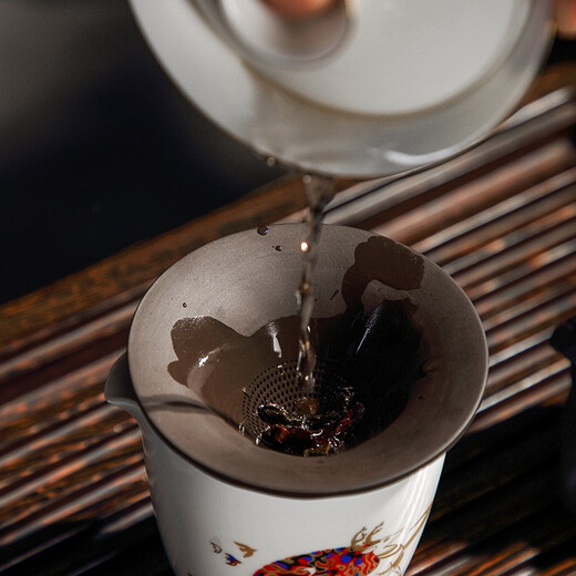 Tang Feng creative bamboo hat tea drain all-ceramic one-piece filter tea Kung Fu tea set tea filter purple sand tea pet ornaments tea separator purple sand golden toad tea drain