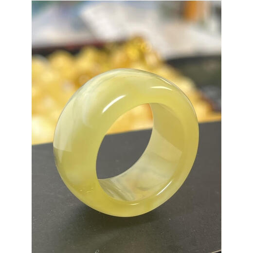 Antique beeswax ring, natural ore fidelity amber ring, small running ring accessories for men and women, supports re-inspection, chicken fat yellow beeswax, 0 carat, 9mm, 0 pieces, No. 11 inner diameter, 15.9 circumference