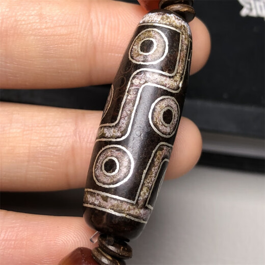 Guran Jewelry Selection Daily Leaks Tibetan cinnabar nine-eye dzi beads inlaid with silver wire and old agate ancient beads hand-strung