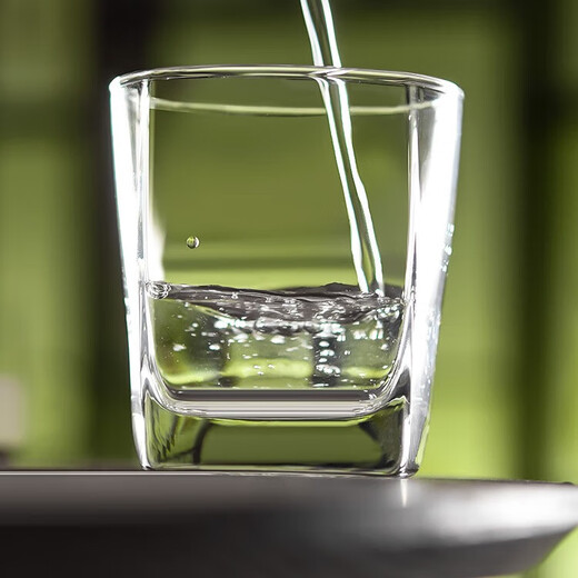 Ouxin imported glass household hospitality cup drinking water green tea cup juice beer cup heat-resistant high-end set 195ml square x6