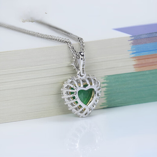 Haikai Necklace Women's Emerald Necklace Zambian Luxury Jewelry Chinese Valentine's Day Birthday Gift for Wife Zambian Emerald Heart-Shaped Necklace