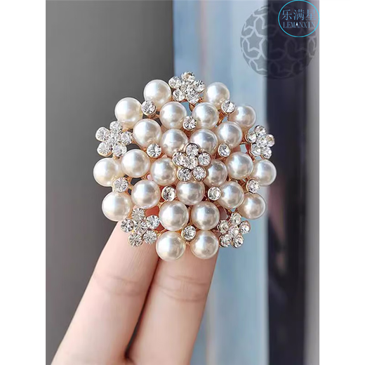 Antime sweater cardigan brooch pearl light luxury anti-exposure pin silk scarf buckle exquisite high-end temperament large shawl fixed buckle silver