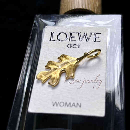 Chihuan Light Jewelry/Italian Seiko S925 silver plated 24K gold brushed Paraiba love leaf pine cone pendant brushed gold leaf pendant (get rich overnight)