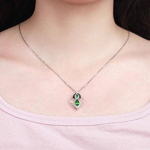 Louis Garni 1.24 carat tsavorite gemstone pendant 18K gold diamond crystal black onyx colored gemstone necklace jewelry customization