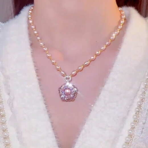 Fat Donglai's same style freshwater pearl pendant Shi Lai Chun niche design twist neck chain trendy clavicle chain Shi Lai Chun pearl necklace