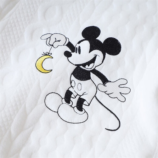 Disney Warm Air Cotton Autumn and Winter Quilted Side Open Jumpsuit Soft and Comfortable Harness Basement Romper White 66cm