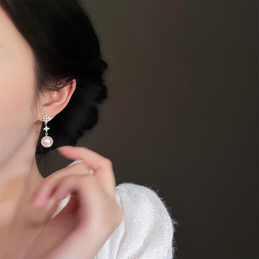 BJYL Artificial Pearl Ear Clip Feminine Niche Earrings Showing Face Small No Piercing Earrings Earrings No Punching Earrings Girls Ear Clip Style (No Ear Piercing)