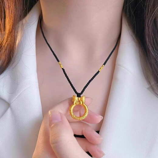 The most decorated au999 pure gold-plated silver necklace for women, gold auspicious cloud bow, peace buckle pendant, braided necklace as a gift for girlfriend, bow peace buckle + braided necklace