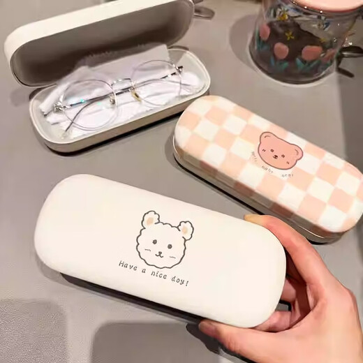 Glasses box portable male and female students cartoon cute myopia glasses storage box anti-pressure and fall high-quality glasses box nice bear [glasses delivery cloth]