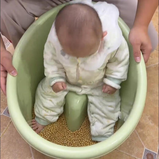 
WCZ baby bathtub can be folded baby sit and lie bath bucket integrated stool 0-6 years old can be sat and stepped on beans thickened. Bright yellow belt sit and stool 0-3 years old
