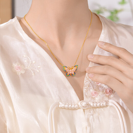 Century Yuan Jewelry 18K gold enamel pendant for women, elegant colorful butterfly lasting bright pendant for girlfriend, K gold butterfly pendant, about 0.8g