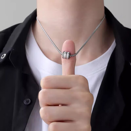 Qi Xiaomi titanium steel necklace men's trendy light luxury high-end clavicle chain handsome hip-hop small waist pendant internet celebrity sweater chain pendant small waist necklace