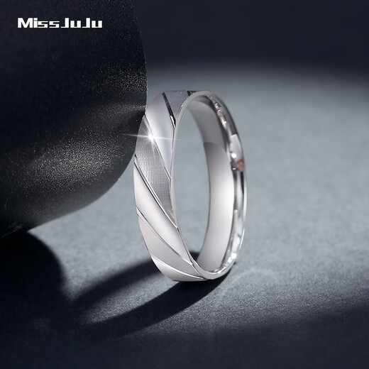 Miss JuJuPT950 platinum geometric plain ring men's fashionable platinum ring simple ring 16# about 5.2 grams, according to the real hair, please pay more or less.