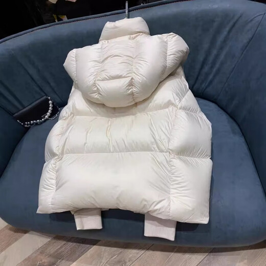 为柔波士顿羽绒服女2026年90白鸭绒泡芙龟背短款云朵加厚宽松连帽外套 白色新国标鸭绒 S (85-125斤)