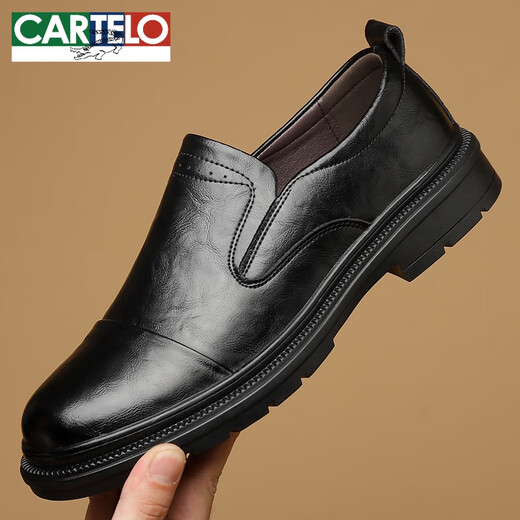 卡帝乐鳄鱼（CARTELO）皮鞋男款2025新款商务正装休闲鞋真皮软底一脚蹬透气中年爸爸鞋子 3527黑色 39