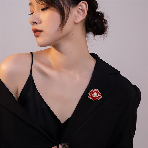 Qlady peony flower brooch high-end women's sweater corsage anti-exposure pin coat suit accessories silk scarf button birthday gift