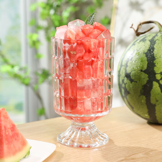 Jingxiansheng seedless Kirin watermelon, net weight 5-7Jin Jin is equal to 0.5kg, 1 fresh fruit straight from the source