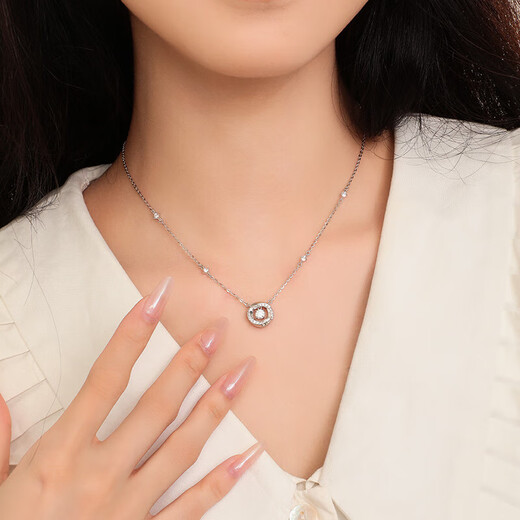 Zhou Taisheng Möbius Ring Silver Necklace Beating Heart Light Luxury Niche Silver Jewelry Sweater Chain Birthday Gift for Girlfriend