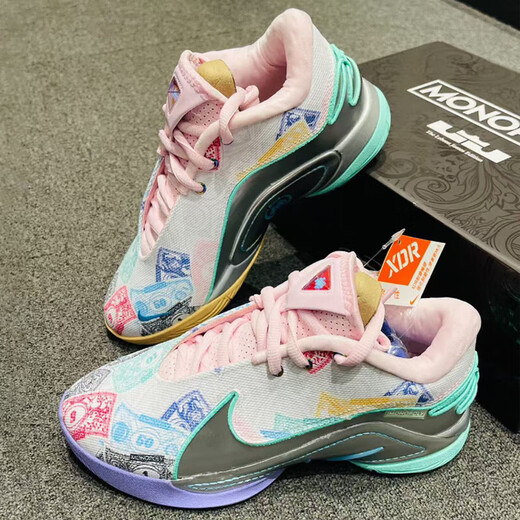 耐克（Nike）男鞋夏季新款LEBRON 22詹姆斯22实战篮球鞋抗扭防滑缓震运动鞋 FZ1098-100 LBJ22 詹姆斯 41